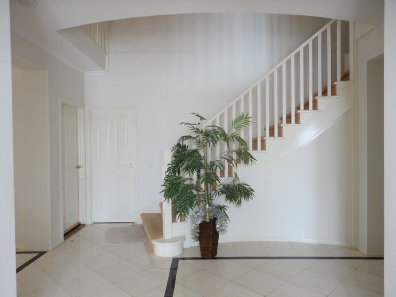 35 Grenfell Rise, Narre Warren South VIC 3805