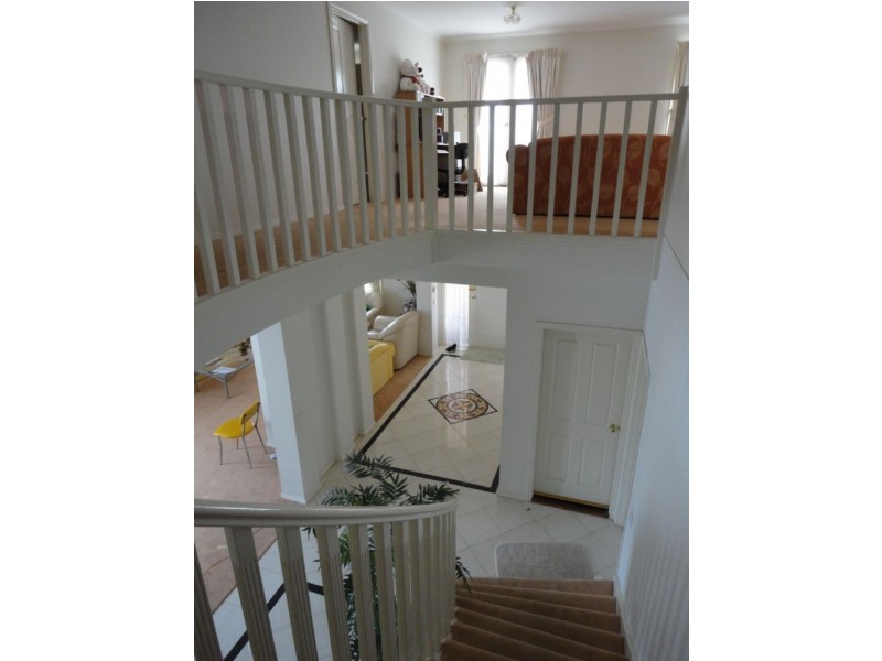 35 Grenfell Rise, Narre Warren South VIC 3805