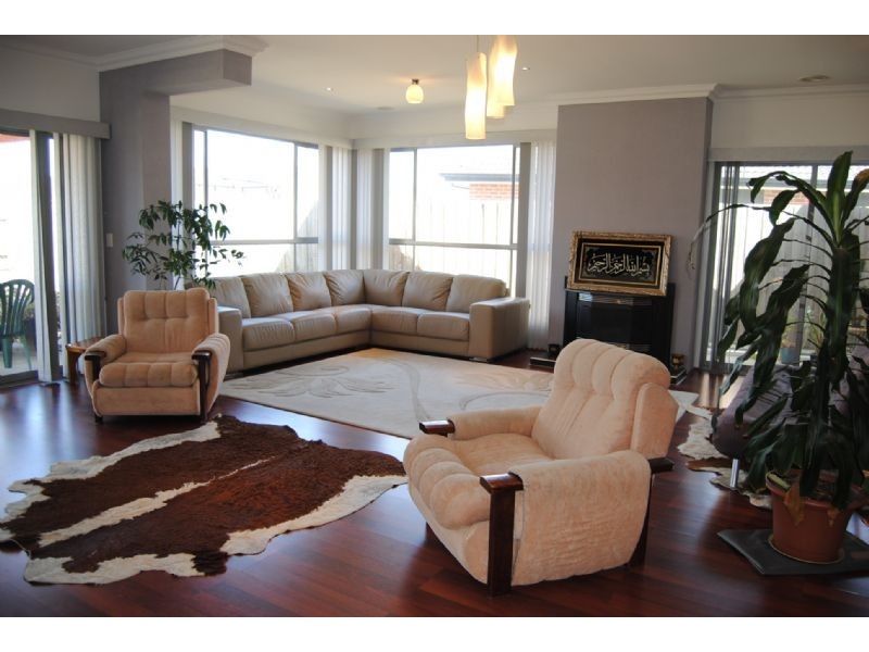 9 Halporter Terrace, Lynbrook VIC 3975