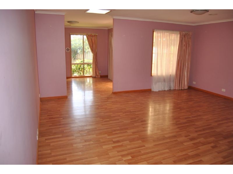 21 Cumberland Chase, Hampton Park VIC 3976