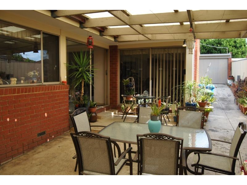 22 Huntington Drive, Hampton Park VIC 3976