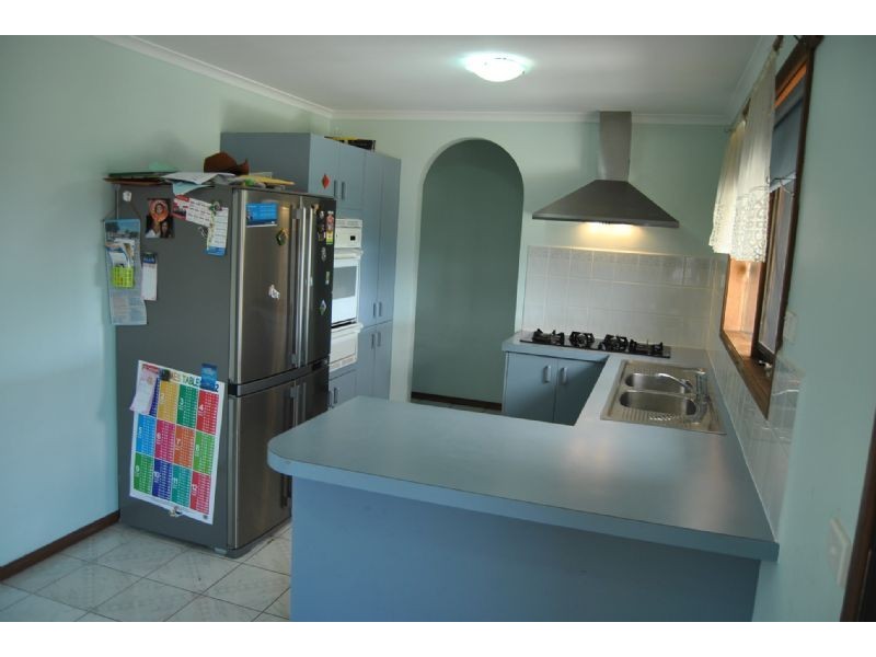 21 Lesley Drive, Hampton Park VIC 3976