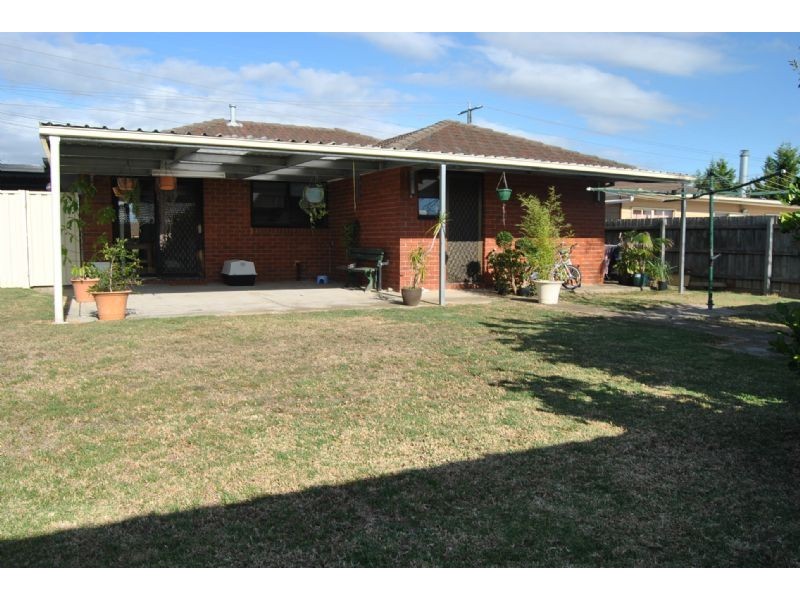 21 Lesley Drive, Hampton Park VIC 3976