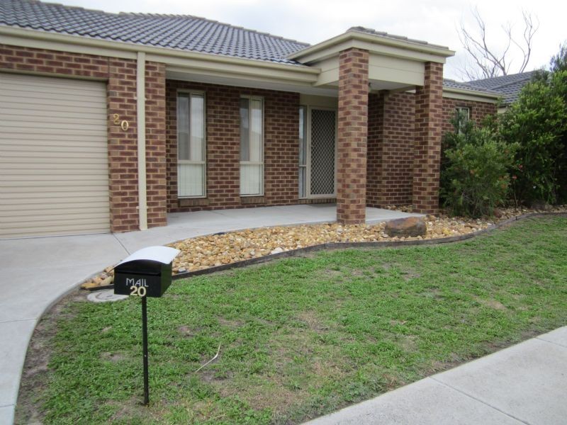 20 Domino Way, Hampton Park VIC 3976