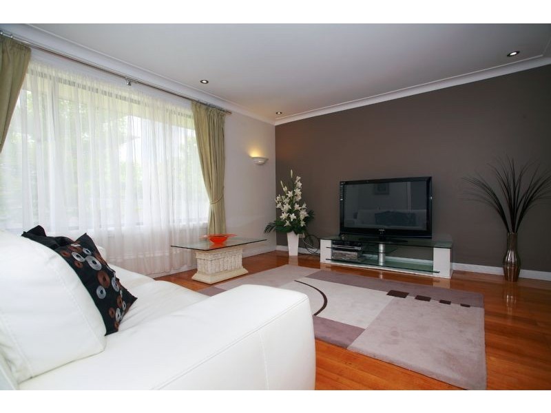 5 Rosalie Ct, Pakenham VIC 3810