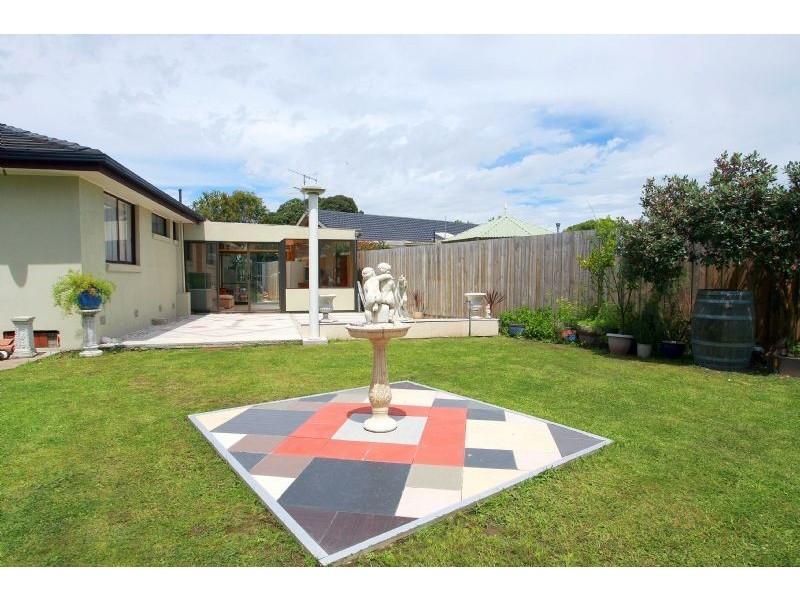 5 Rosalie Ct, Pakenham VIC 3810