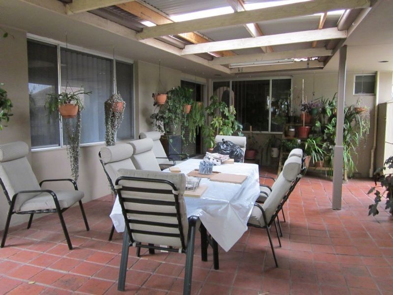 8 Anderson Close, Hampton Park VIC 3976