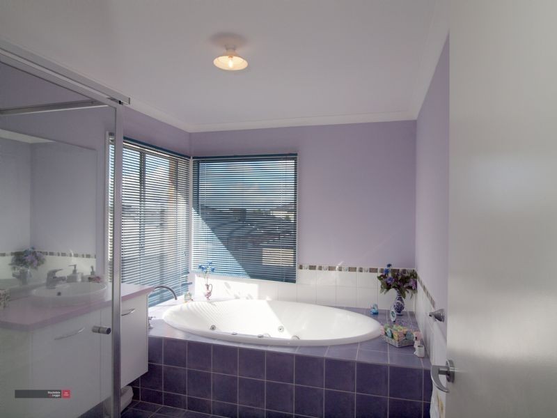 3 Devaney Avenue, Lynbrook VIC 3975