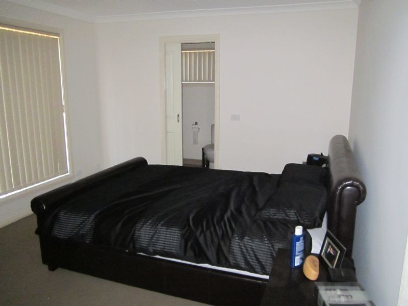 72 Greenvalley Crescent, Hampton Park VIC 3976