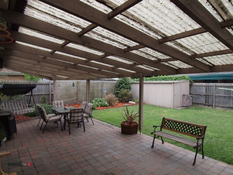 2 Manning Close, Hampton Park VIC 3976