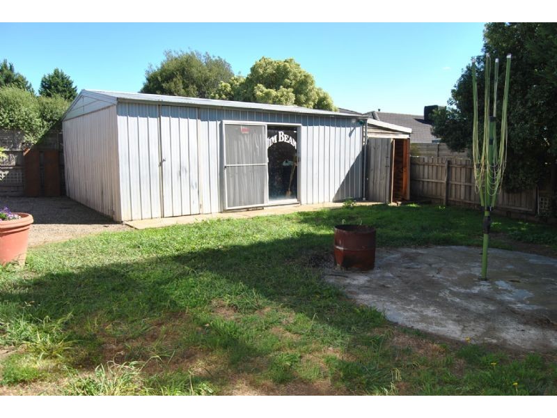 21 Ralph Crescent, Hampton Park VIC 3976