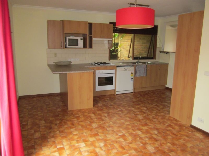 16/7-9 Denise Court, Narre Warren VIC 3805