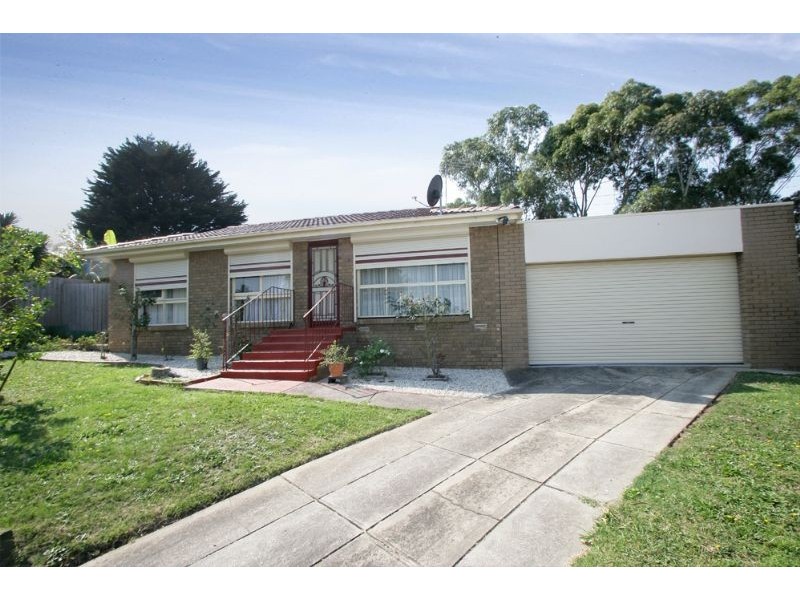2 Urquhart Court, Hampton Park VIC 3976