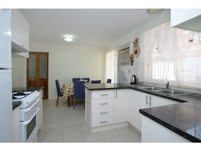 2 Urquhart Court, Hampton Park VIC 3976