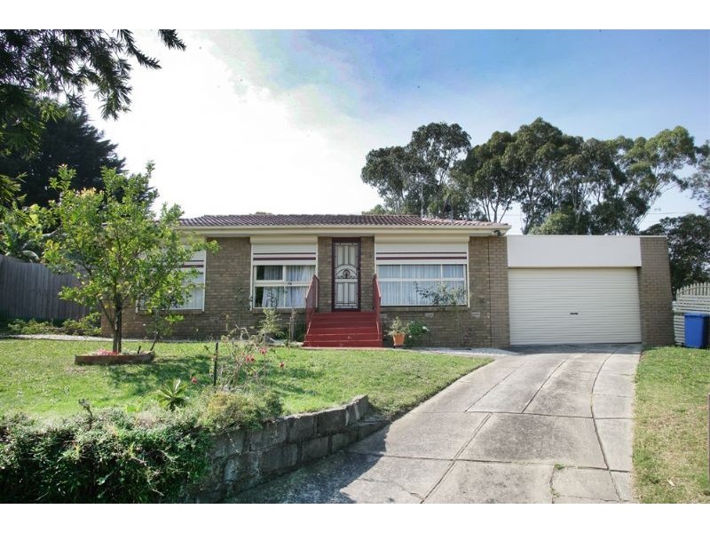2 Urquhart Court, Hampton Park VIC 3976