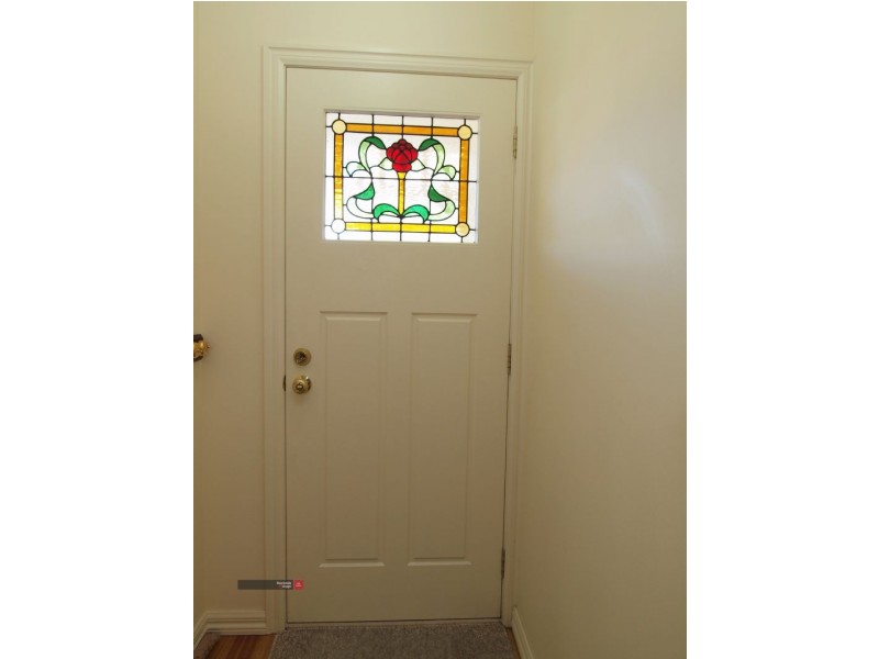 108 Hutchinson Drive, Lynbrook VIC 3975