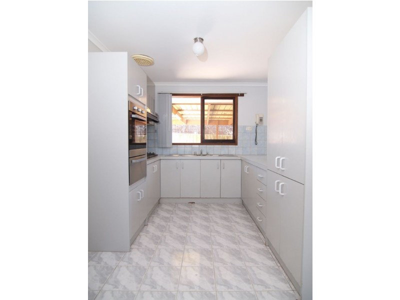 55 Lesley Drive, Hampton Park VIC 3976