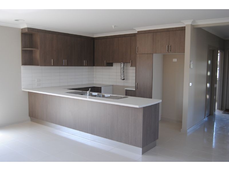 Unit 1/Lot 5 Alkoomi Court, Lynbrook VIC 3975