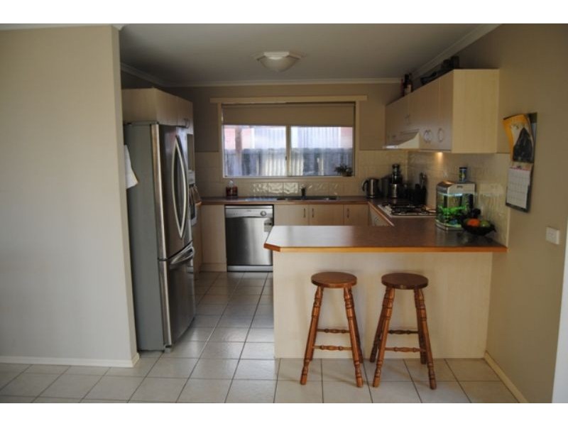 13 Olive Road, Hampton Park VIC 3976