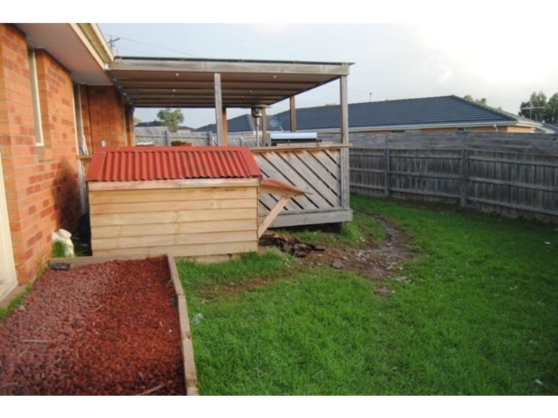 13 Olive Road, Hampton Park VIC 3976