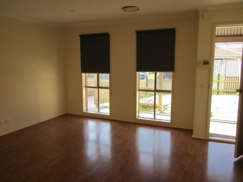 18 The Ridge, Hampton Park VIC 3976