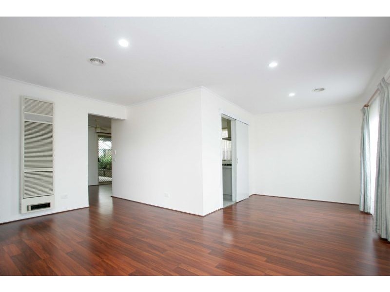 6A Ballina Place, Hampton Park VIC 3976