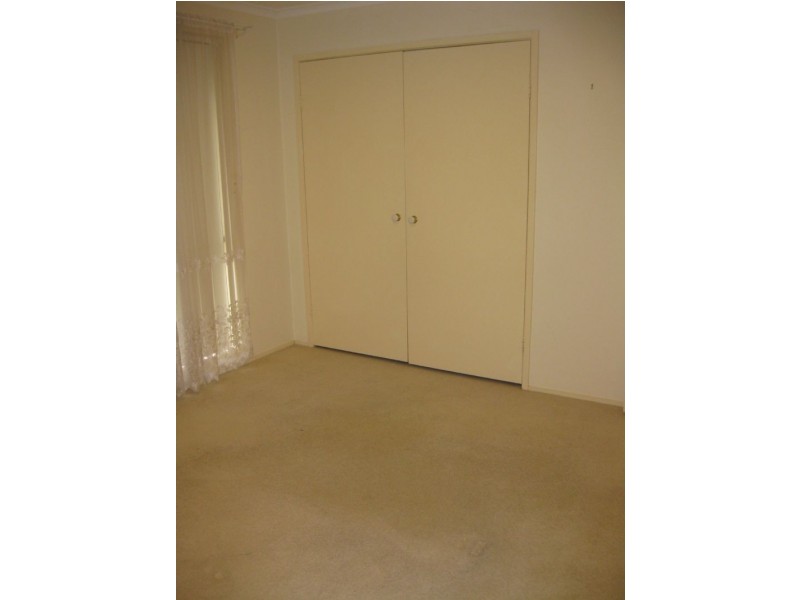 4 Highton Close, Hampton Park VIC 3976