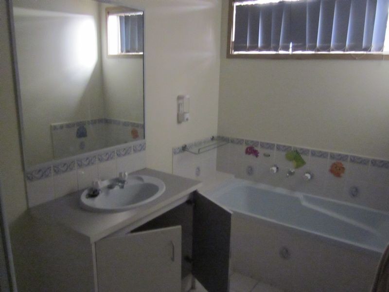 38 James Wyman Place, Hampton Park VIC 3976