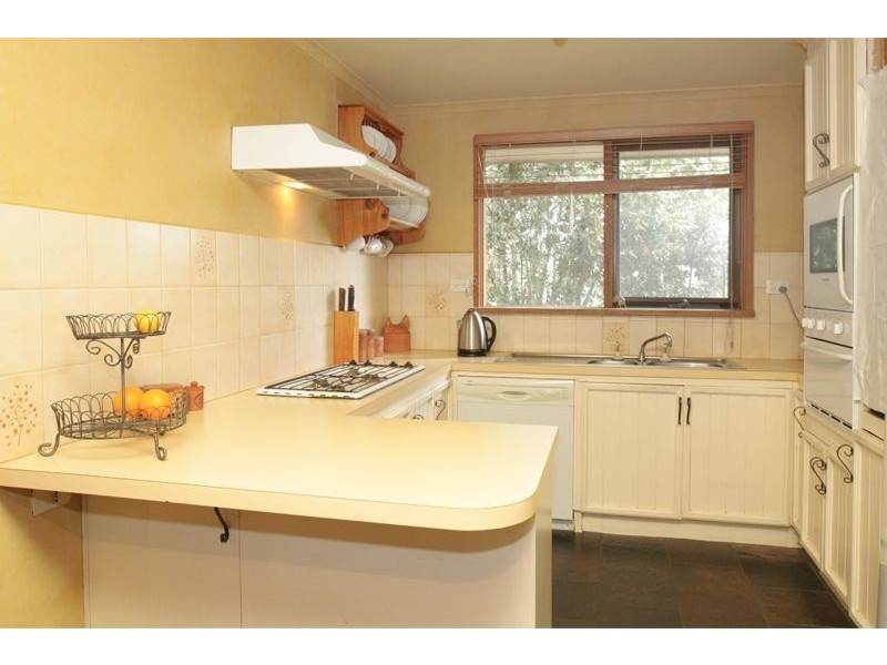 13 Cairns Road, Hampton Park VIC 3976