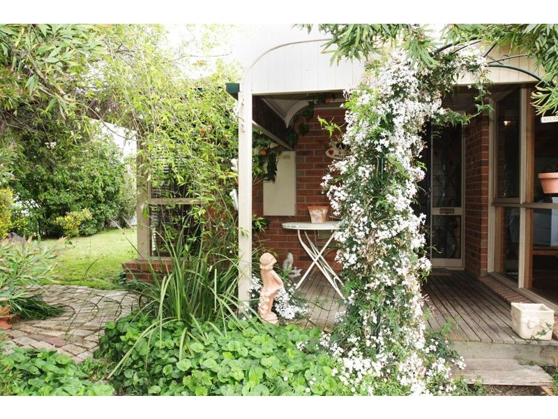 13 Cairns Road, Hampton Park VIC 3976