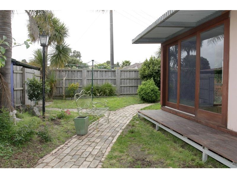 13 Cairns Road, Hampton Park VIC 3976