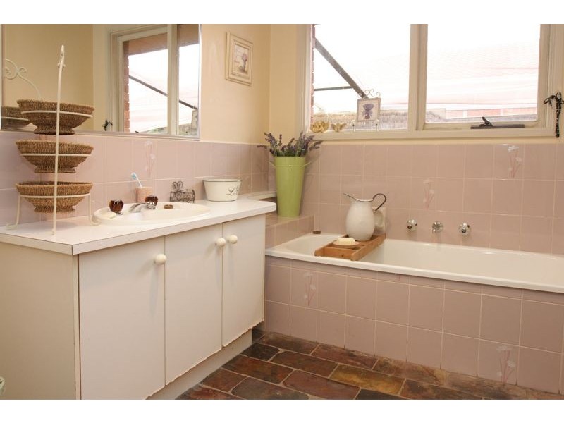 13 Cairns Road, Hampton Park VIC 3976