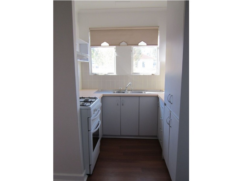 32 Oak Avenue, Doveton VIC 3177