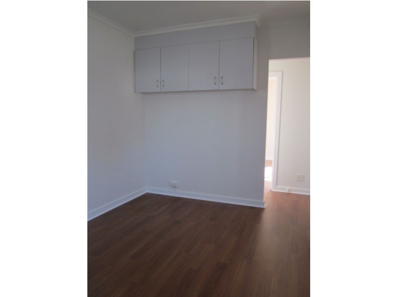 32 Oak Avenue, Doveton VIC 3177