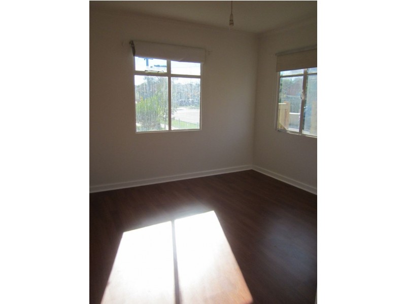 32 Oak Avenue, Doveton VIC 3177