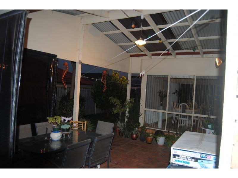 6 Waterbush Crescent, Lyndhurst VIC 3975