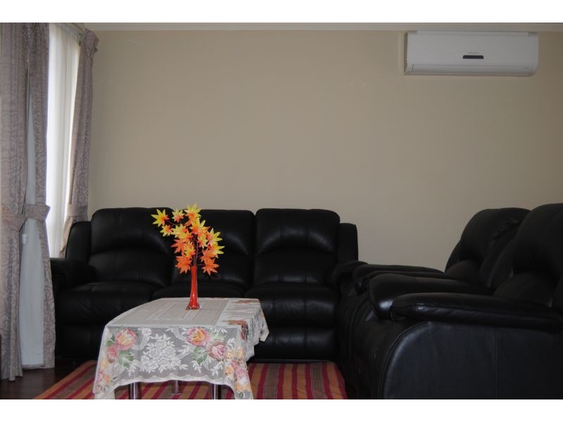 3/73 Somerville Road, Hampton Park VIC 3976