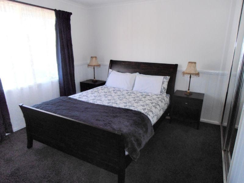 23 Robinson Crescent, Hampton Park VIC 3976