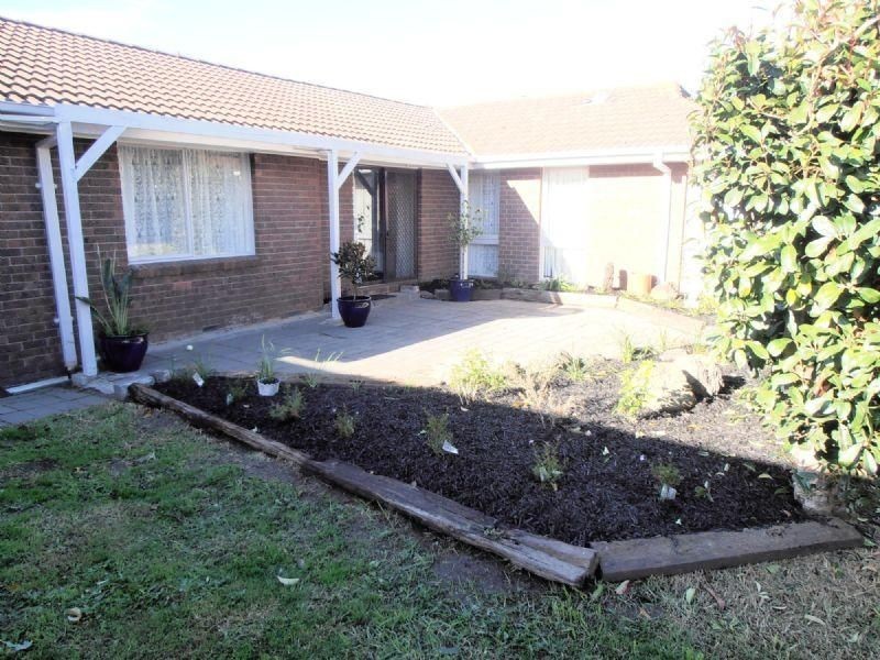 23 Robinson Crescent, Hampton Park VIC 3976