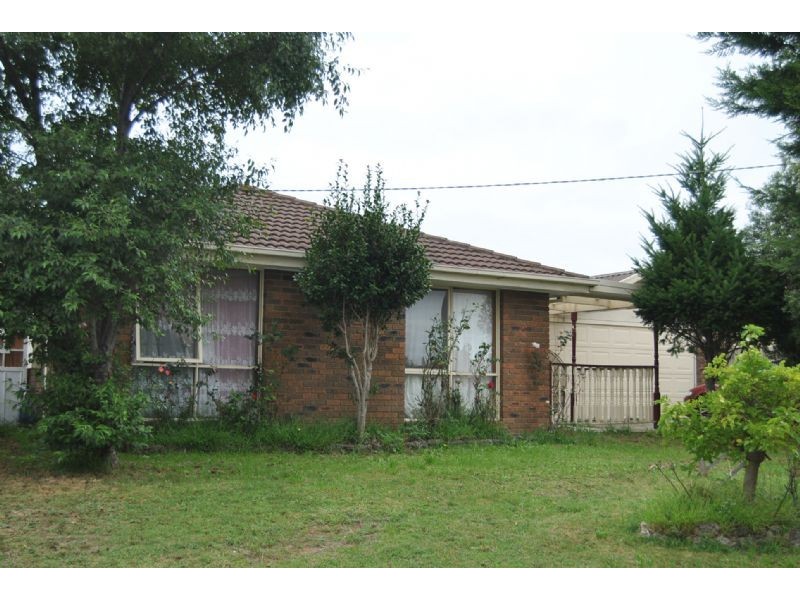 14 Emma Court, Hampton Park VIC 3976