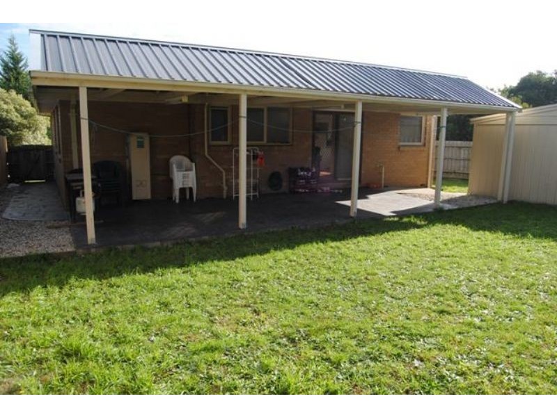 6 Willow Drive, Hampton Park VIC 3976