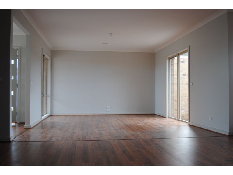 5/11-13 Oregano Drive, Lynbrook VIC 3975