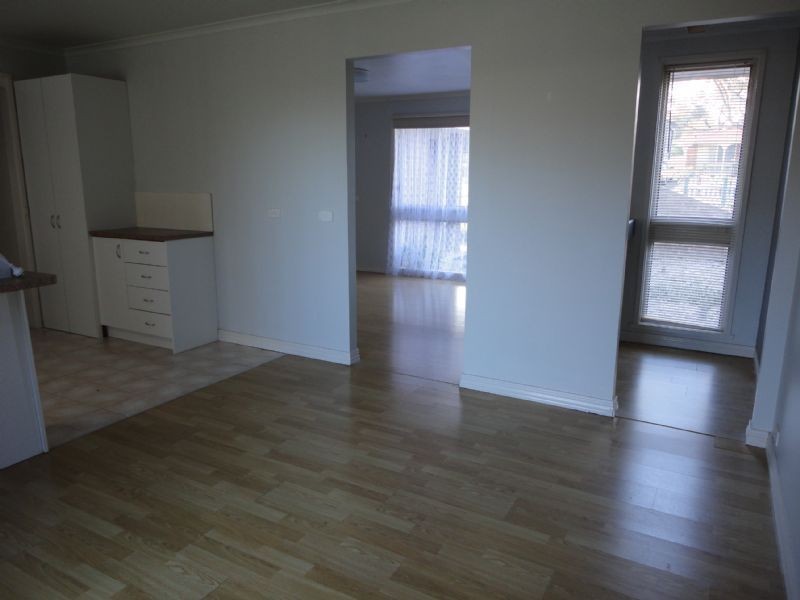 1/9 Sinclair Court, Hampton Park VIC 3976