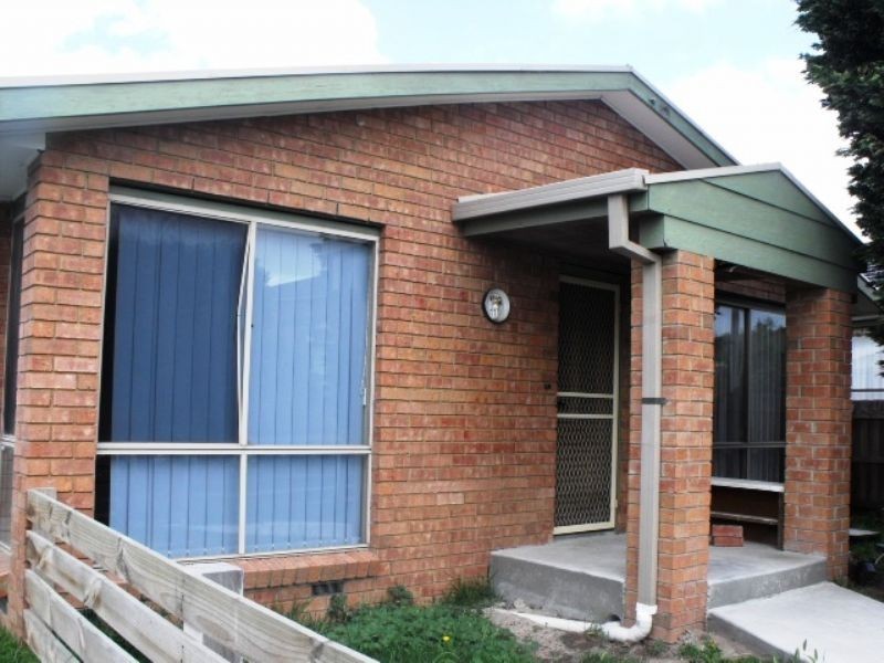 1/53 Leopold Crescent, Hampton Park VIC 3976