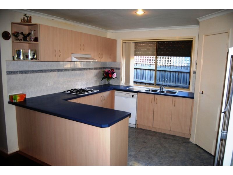 54 Bateman Grove, Hampton Park VIC 3976