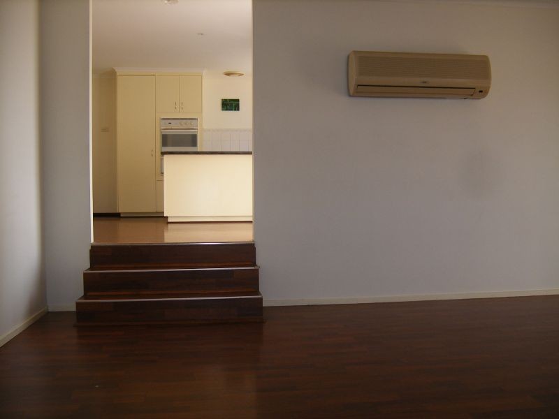 1 Kauri Court, Hampton Park VIC 3976