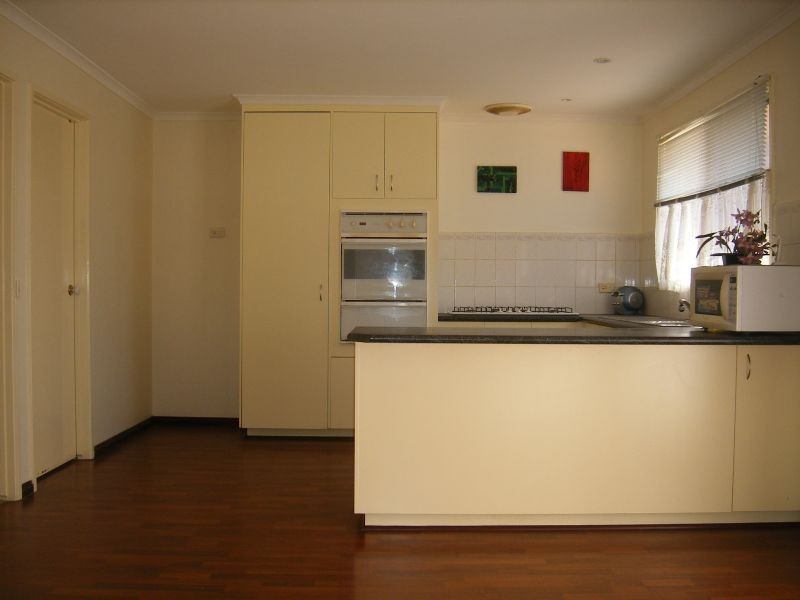 1 Kauri Court, Hampton Park VIC 3976