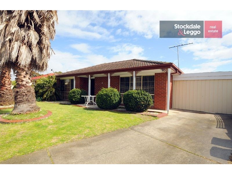 3 General Joshua Drive, Hampton Park VIC 3976