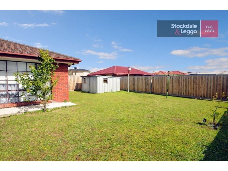 3 General Joshua Drive, Hampton Park VIC 3976