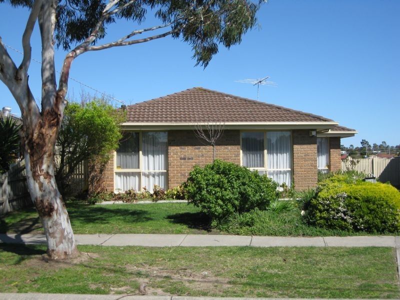 11 Gandin Court, Hampton Park VIC 3976